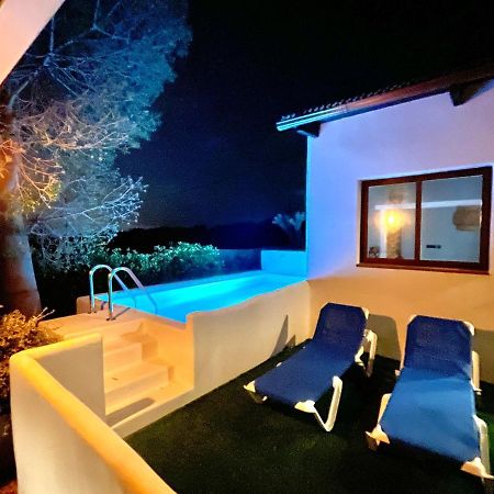 Villa Only Adults 2 Pax - Piscina Privada - A/C - Wifi - Bbq Blanes Luaran gambar