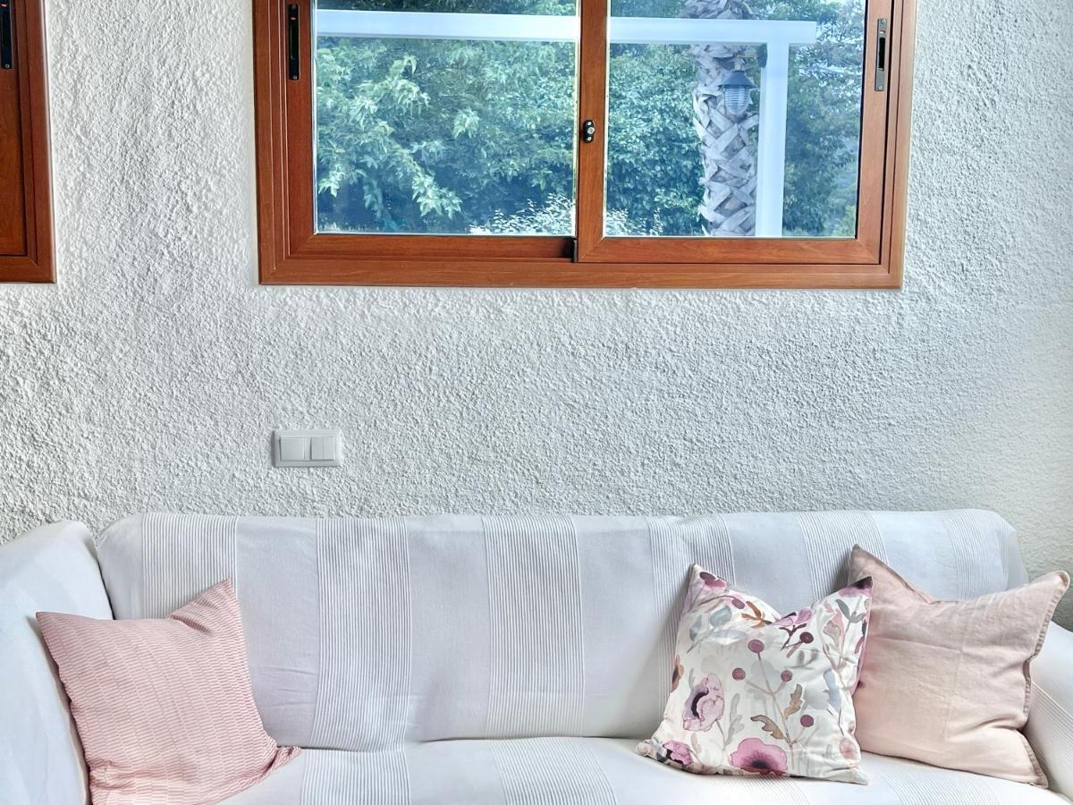 Villa Only Adults 2 Pax - Piscina Privada - A/C - Wifi - Bbq Blanes Luaran gambar