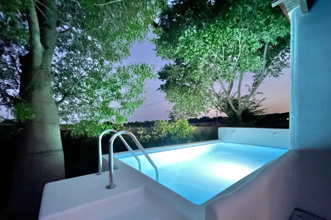 Villa Only Adults 2 Pax - Piscina Privada - A/C - Wifi - Bbq Blanes Luaran gambar